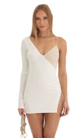 Picture thumb Tomia Asymmetrical Crepe Dress in White. Source: https://media.lucyinthesky.com/data/Jan23/170xAUTO/271c9d2c-356c-45ac-91ed-7d7a067f7165.jpg