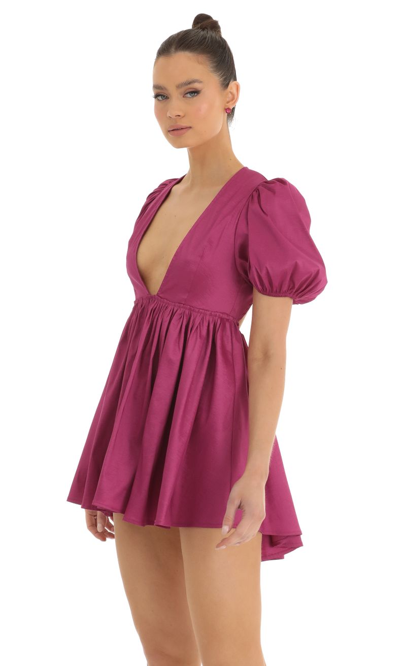 Picture Devina Plunge Puff Sleeve Dress in Pink. Source: https://media.lucyinthesky.com/data/Jan23/800xAUTO/cf95d818-d439-405c-a330-d69d9d40699d.jpg