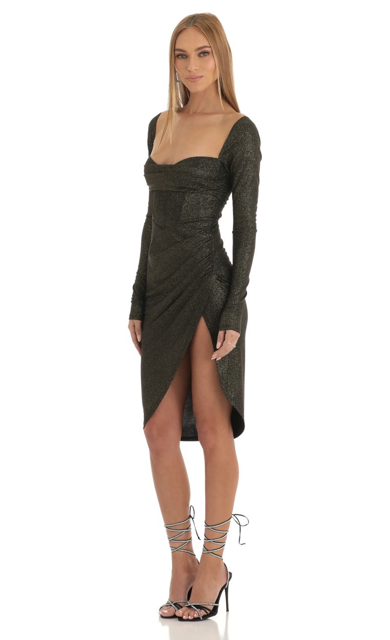 Picture Aziza Gold Shimmer Ruched Midi Dress in Black. Source: https://media.lucyinthesky.com/data/Jan23/800xAUTO/d6c3369c-42f4-4d40-b040-361c6e42e7dd.jpg