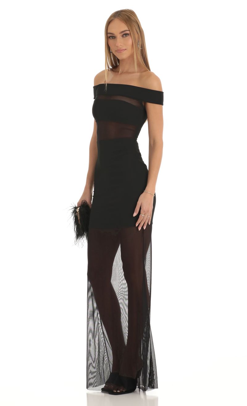 Picture Amelina Cutout Maxi Dress in Black. Source: https://media.lucyinthesky.com/data/Jan23/800xAUTO/df228260-3a45-4f3e-b9d5-13e36d3343eb.jpg