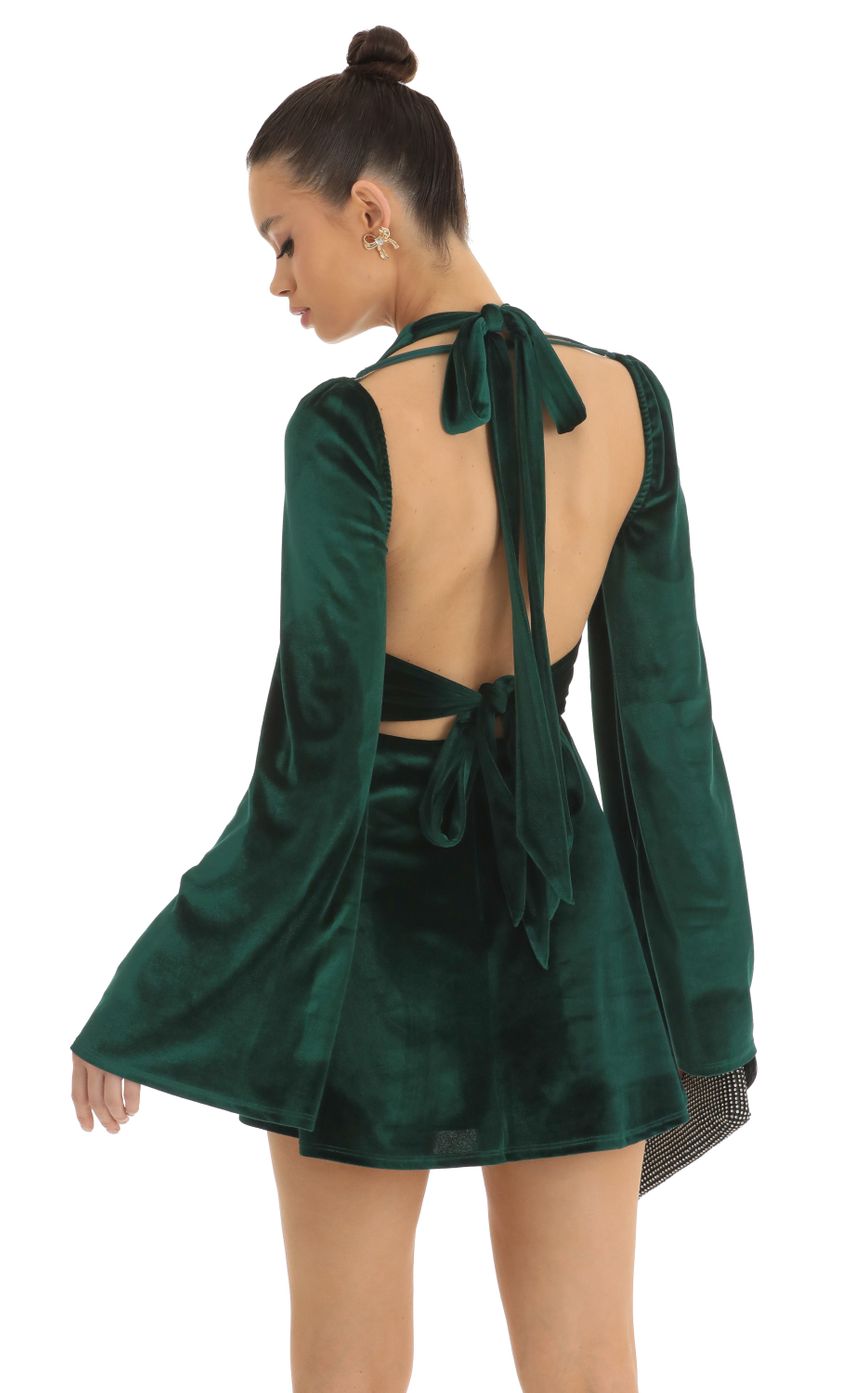 Picture Indya Velvet Cold Shoulder Plunge Dress in Dark Green. Source: https://media.lucyinthesky.com/data/Jan23/850xAUTO/8a32fb60-ad4b-4b3e-83d9-4bebf89ed7c3.jpg