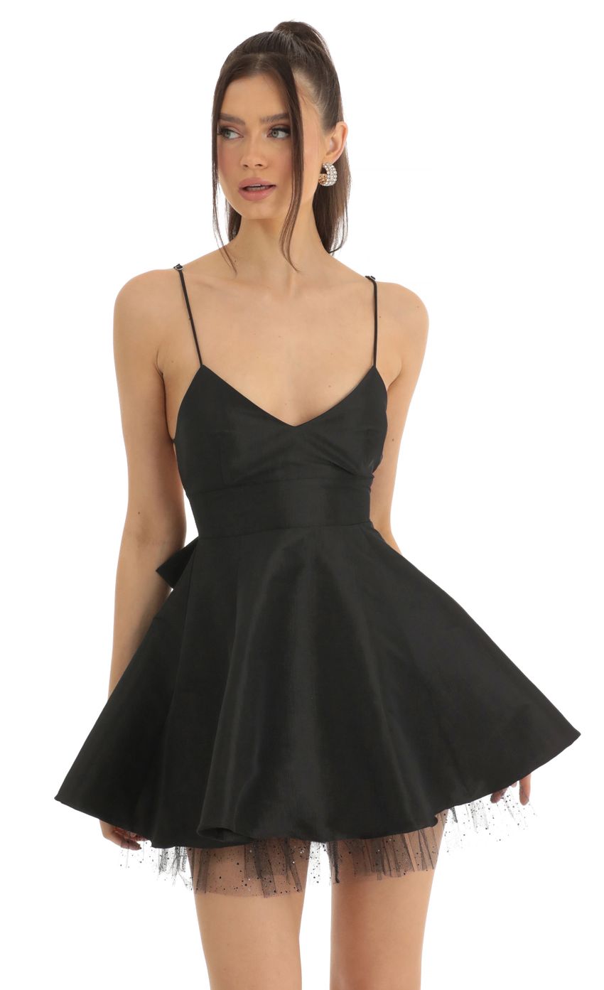 Picture Maliyah Fit and Flare Dress in Black. Source: https://media.lucyinthesky.com/data/Jan23/850xAUTO/f2ab01d9-528c-4349-974e-905df2fee451.jpg