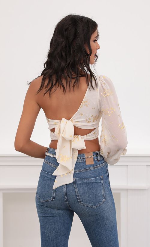 Picture Jasmine Puff Sleeve Chiffon Top in White and Gold. Source: https://media.lucyinthesky.com/data/Jul20_2/500xAUTO/781A7525.JPG