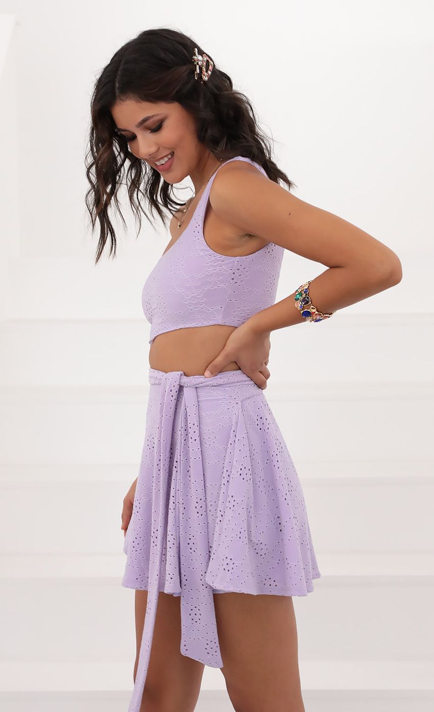 Picture Amara Shoulder A-line Dress in Lilac Lace. Source: https://media.lucyinthesky.com/data/Jul20_2/850xAUTO/781A1082.JPG