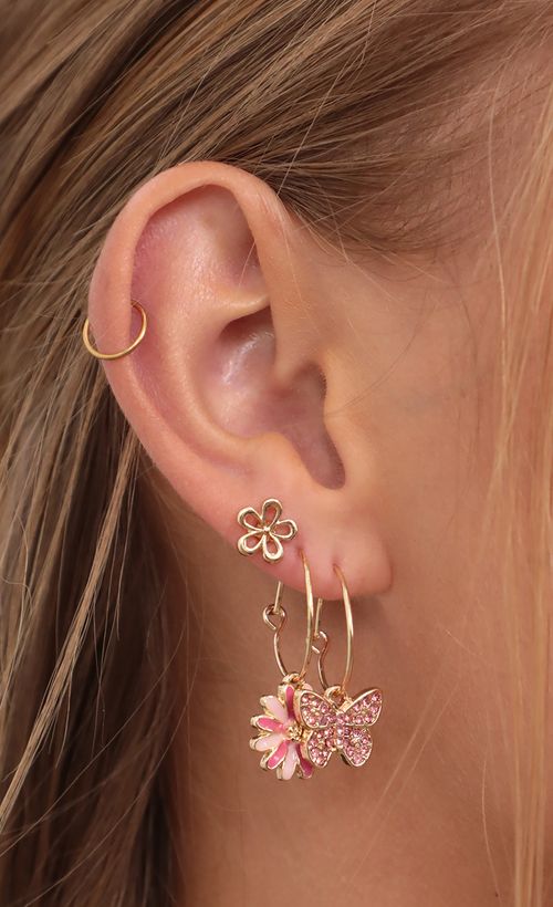 Picture Strawberry Crush Earring Set. Source: https://media.lucyinthesky.com/data/Jul21_2/500xAUTO/AT2A7245.JPG
