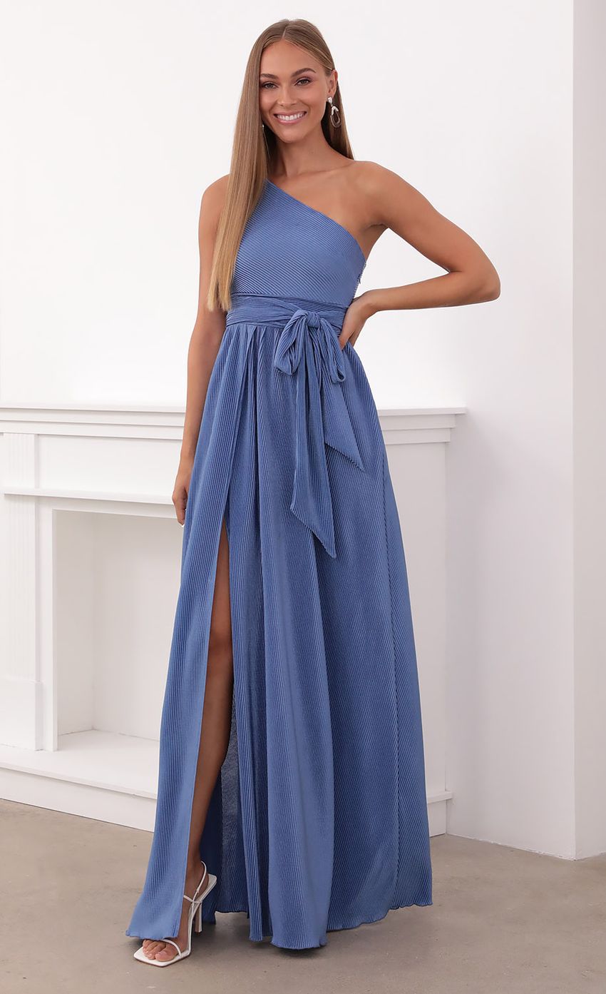 Picture Olympia One Shoulder Pleated Dress in Periwinkle Blue. Source: https://media.lucyinthesky.com/data/Jul21_2/850xAUTO/1V9A0013.JPG