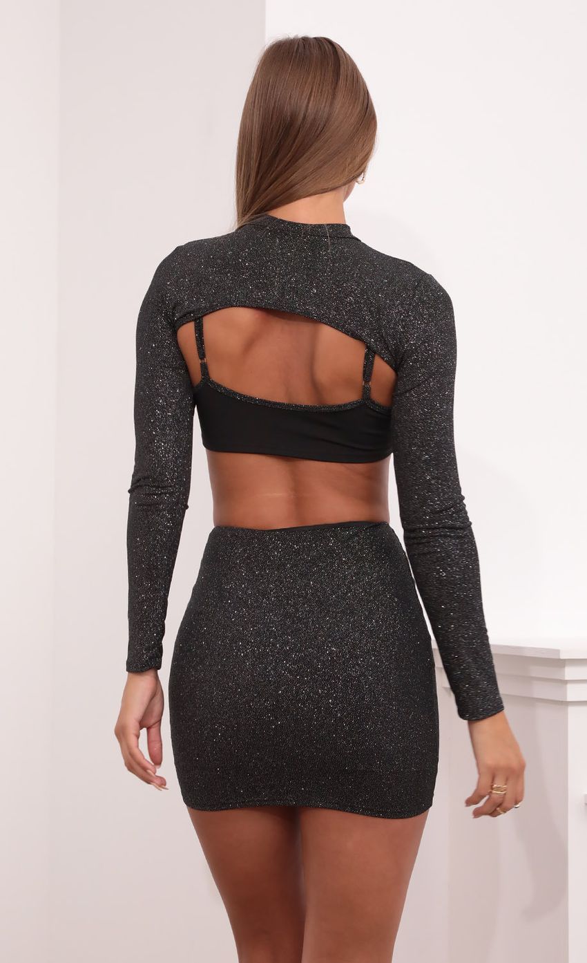 Picture Alivia Two Piece Set in Black Sparkle. Source: https://media.lucyinthesky.com/data/Jul21_2/850xAUTO/1V9A2575.JPG