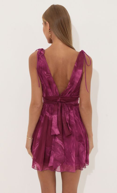 Picture Ysabel Marble Chiffon Dress in Mauve . Source: https://media.lucyinthesky.com/data/Jul22/500xAUTO/4552b516-de3f-4e21-a844-ce356a554c42.jpg