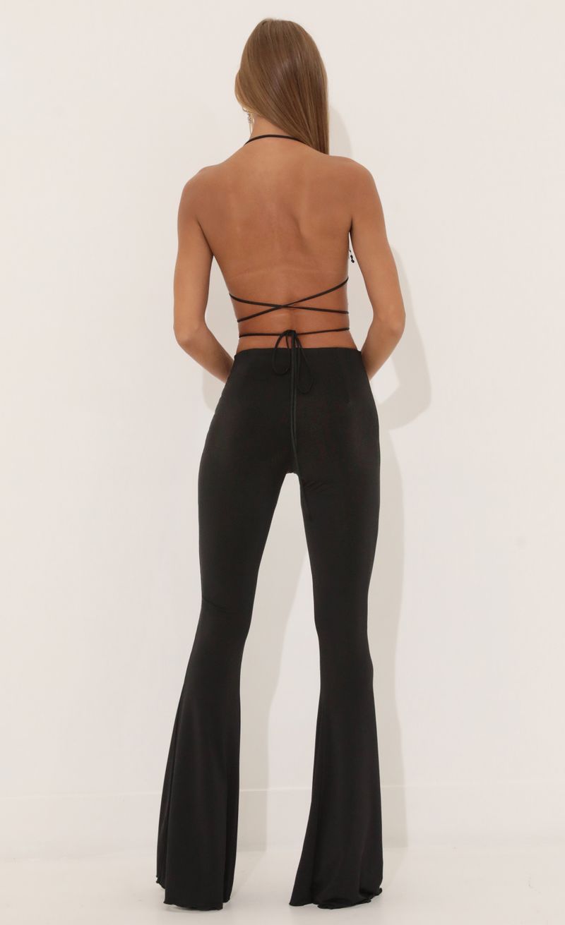 Picture Soul Sequin Two Piece Pant Set in Black. Source: https://media.lucyinthesky.com/data/Jul22/800xAUTO/e9116a04-f06d-4f71-a182-3293e1e25cf5.jpg