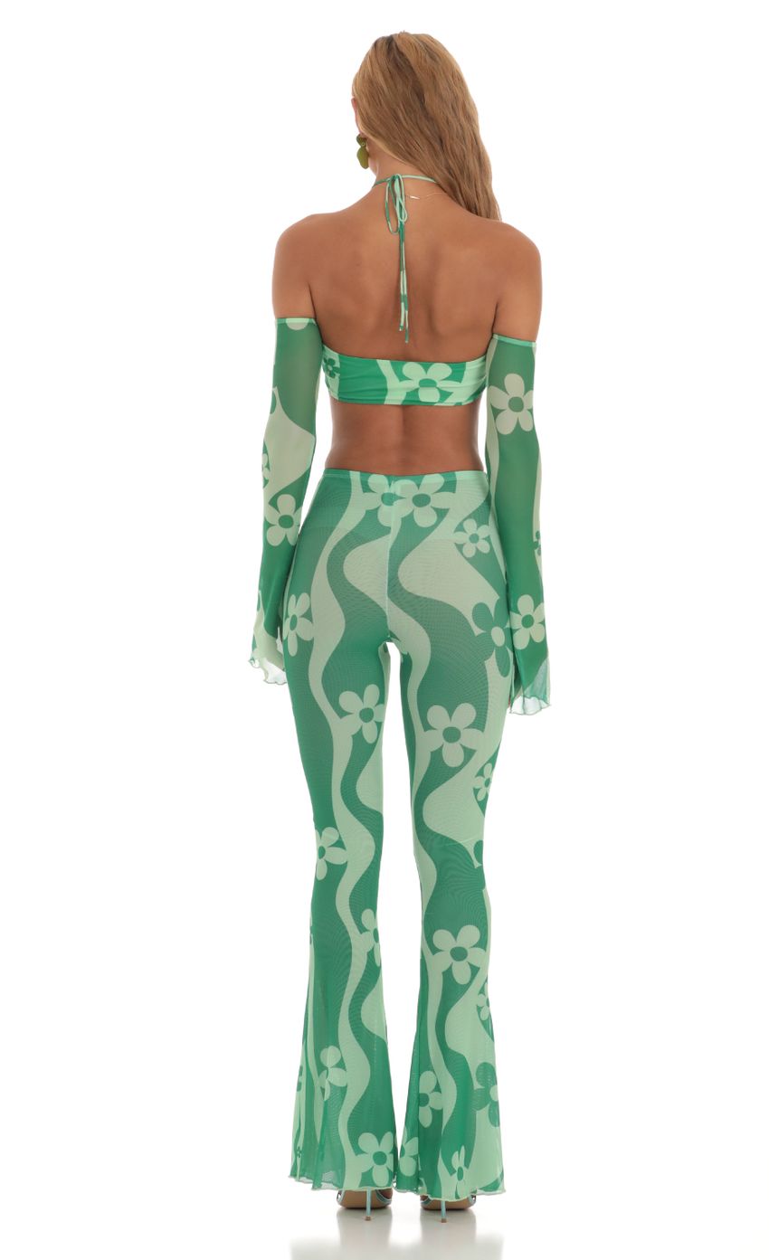 Picture Aylin Floral Off Shoulder Two Piece Set in Green. Source: https://media.lucyinthesky.com/data/Jul23/850xAUTO/0adfd7b4-a700-4c55-8830-8d0938f50cd9.jpg