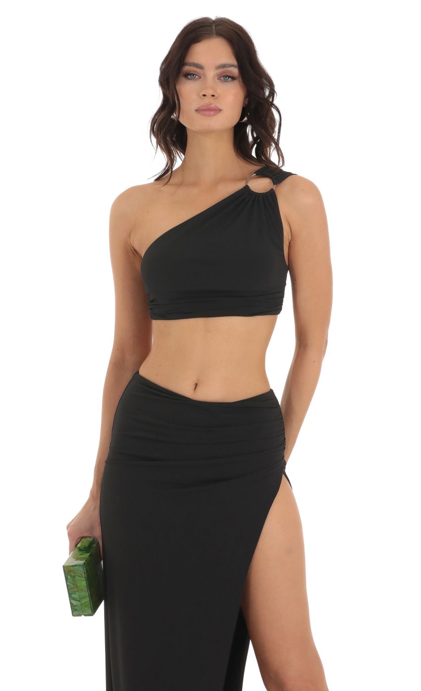 Picture Chana One Shoulder Two Piece Set in Black. Source: https://media.lucyinthesky.com/data/Jul23/850xAUTO/5352f372-9232-470b-ae4c-f6e03c3a9bdb.jpg