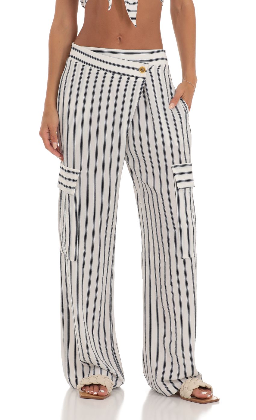 Picture Chara Striped Two Piece Set in Navy. Source: https://media.lucyinthesky.com/data/Jul23/850xAUTO/92451daf-58f0-4e13-8198-c9e96fabc0c9.jpg