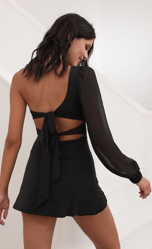 Picture Kailyn Shoulder Puff A-line Dress in Black. Source: https://media.lucyinthesky.com/data/Jun20_1/500xAUTO/781A4643.JPG