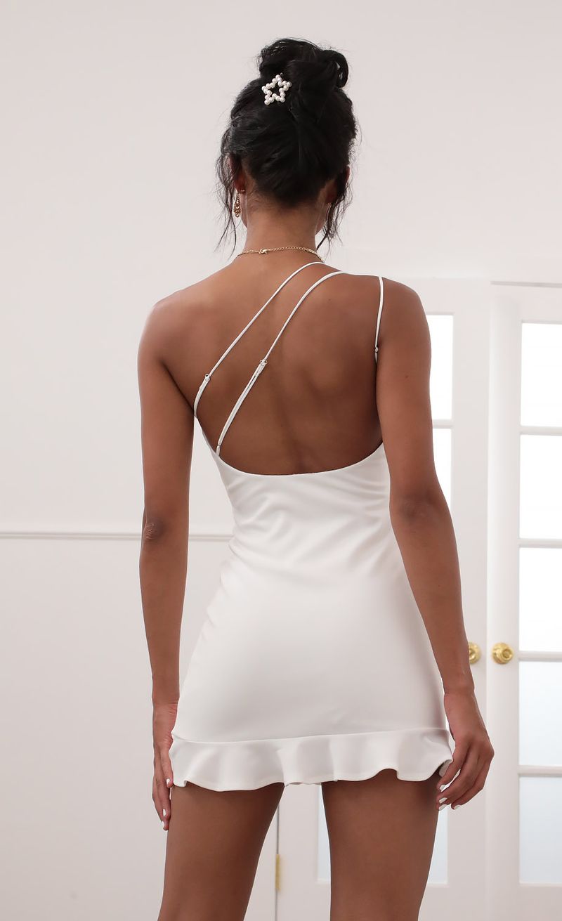 Picture Embry Shoulder Ruffle Dress in White. Source: https://media.lucyinthesky.com/data/Jun20_2/800xAUTO/781A6086.JPG