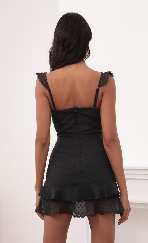 Picture Danika Ruched Sweetheart Dress in Black. Source: https://media.lucyinthesky.com/data/Jun21_2/500xAUTO/1V9A0192.JPG