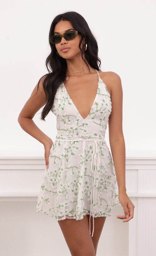 Picture Vivia Embroidered Floral Dress in White. Source: https://media.lucyinthesky.com/data/Jun21_2/500xAUTO/1V9A2838.JPG