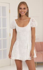 Picture thumb Wannda Floral Chiffon Puff Sleeve Dress in White. Source: https://media.lucyinthesky.com/data/Jun22_2/170xAUTO/1V9A7661.JPG