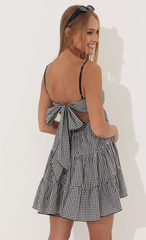 Picture Cindy Cotton Checkered Dress in Black. Source: https://media.lucyinthesky.com/data/Jun22_2/500xAUTO/1V9A5597.JPG