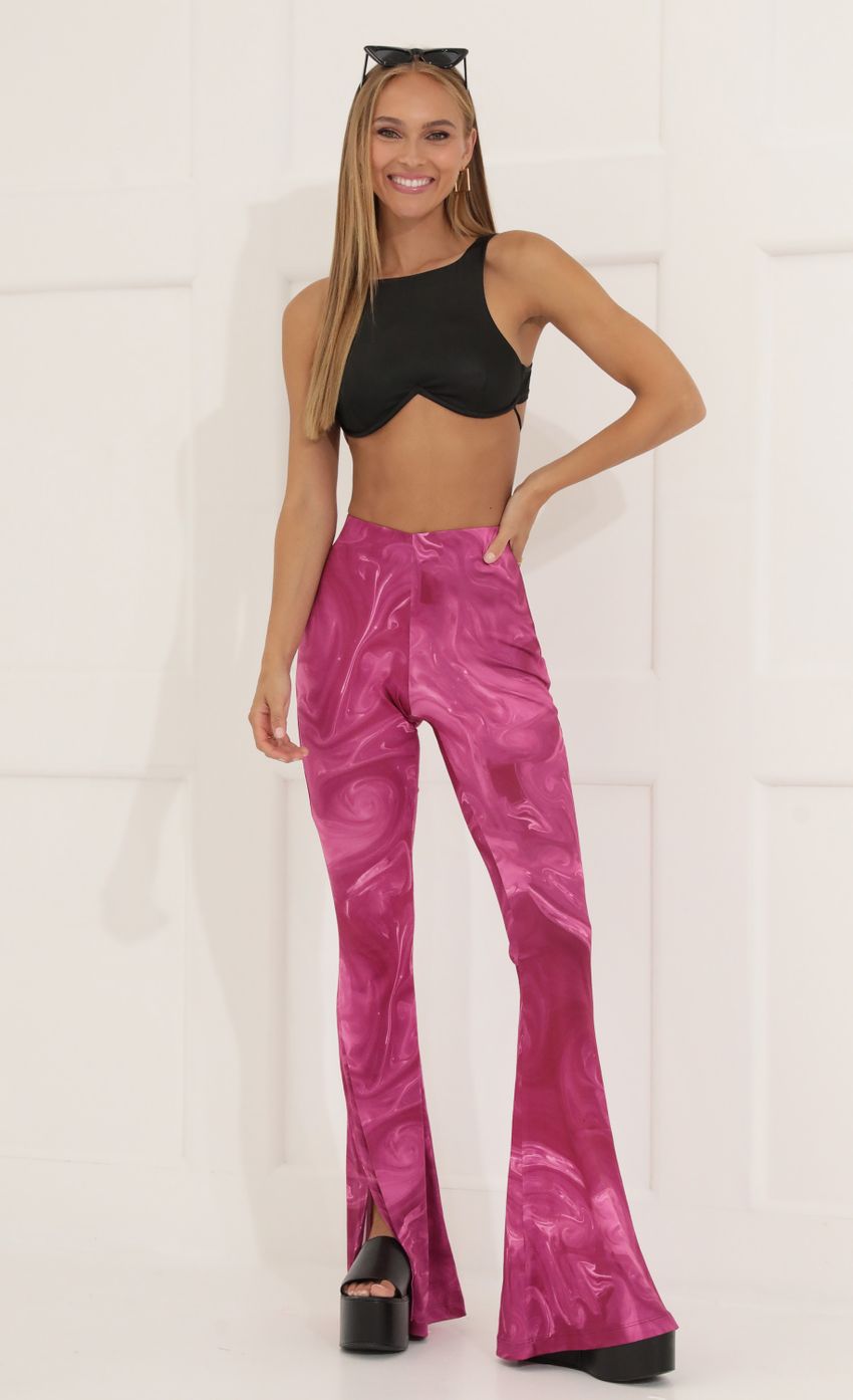 Picture Oaklynn Swirl Pant in Mauve. Source: https://media.lucyinthesky.com/data/Jun22_2/850xAUTO/1V9A6268.JPG