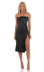 Picture Annabel Satin Strapless Midi Dress in Black. Source: https://media.lucyinthesky.com/data/Jun23/150xAUTO/d91aa41c-924e-434d-943a-3ec812f9ba89.jpg
