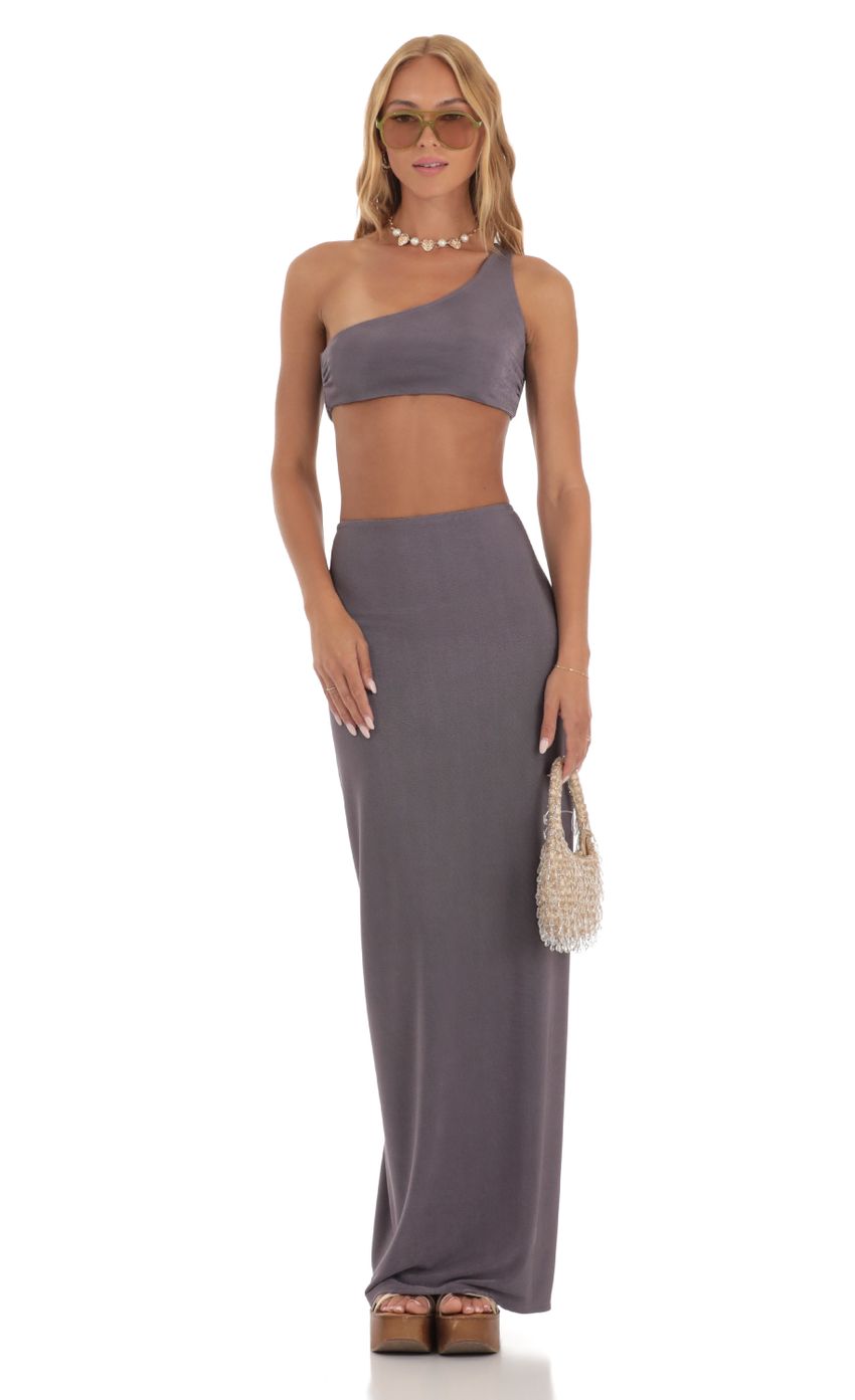 Picture Keziah One Shoulder Two Piece Maxi Skirt Set in Mauve. Source: https://media.lucyinthesky.com/data/Jun23/850xAUTO/0781d1b1-82c6-43a8-a033-b2503d378335.jpg