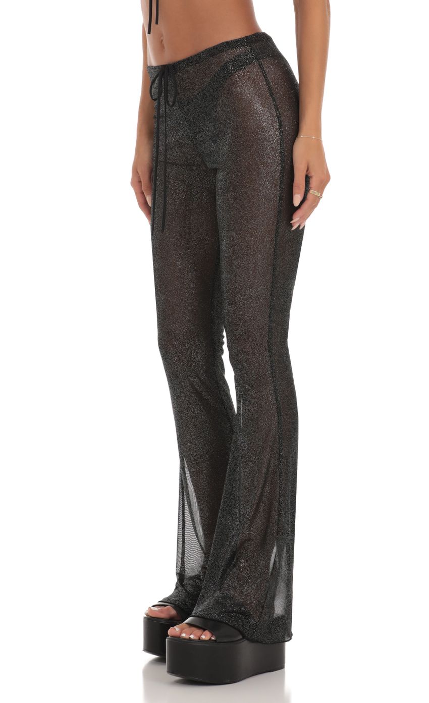 Picture Maybelline Shimmer Three Piece Pant Set in Black. Source: https://media.lucyinthesky.com/data/Jun23/850xAUTO/2122bac2-6044-4978-bc67-7b4af892697c.jpg