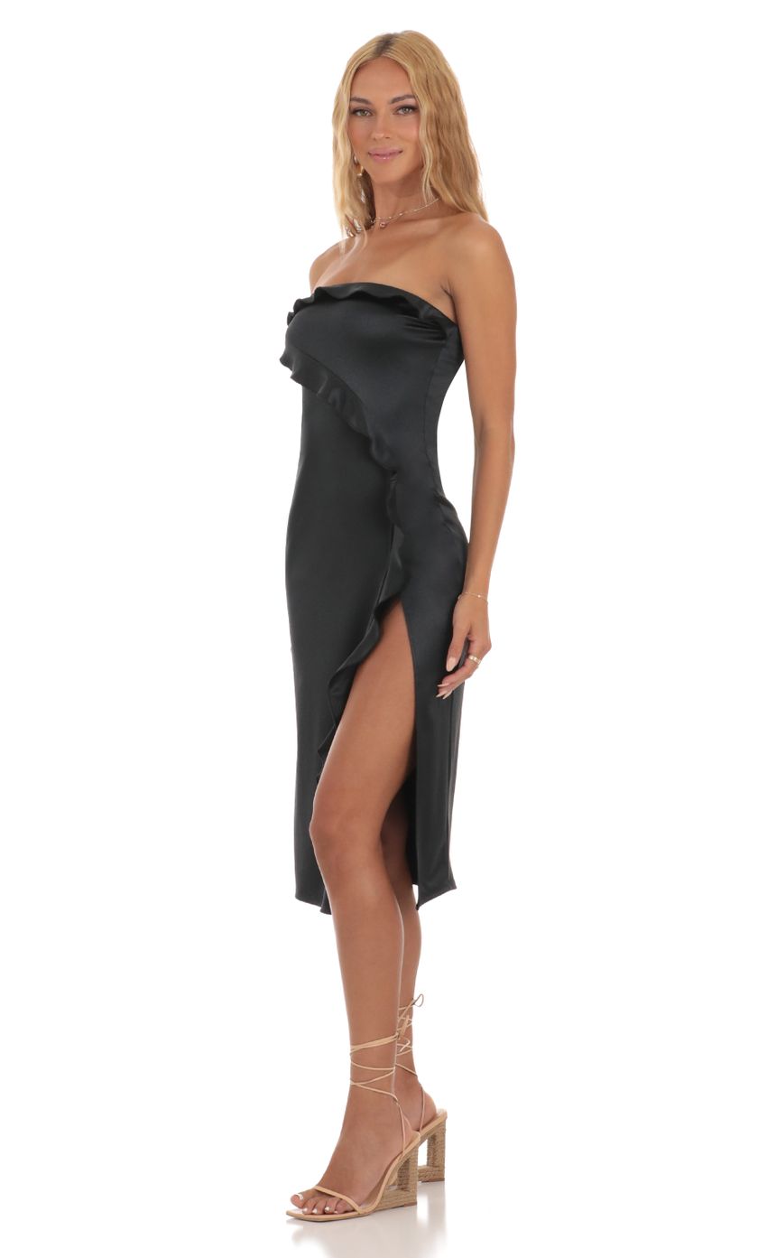 Picture Annabel Satin Strapless Midi Dress in Black. Source: https://media.lucyinthesky.com/data/Jun23/850xAUTO/8543fd4c-b6c7-4ac8-a61c-31df46010f3f.jpg