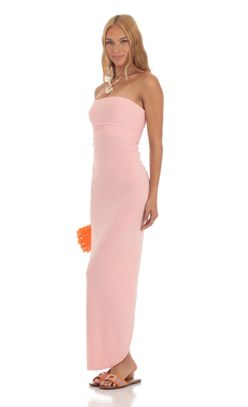 Picture Latica Slinky Strapless Dress in Pink. Source: https://media.lucyinthesky.com/data/Jun23/850xAUTO/9cafe679-6898-4b7a-9bf9-ee650d996512.jpg