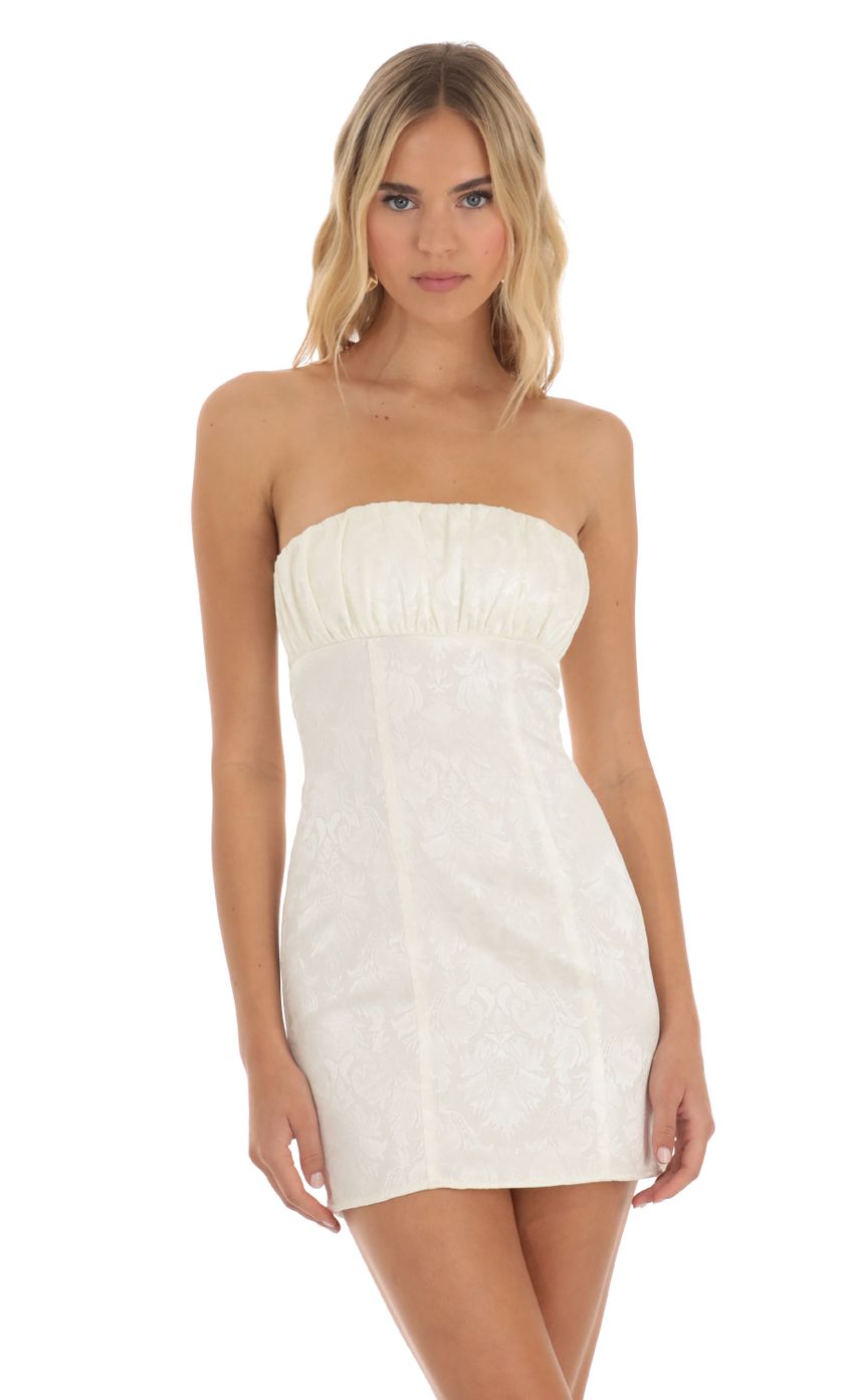 Picture Lavatera Jacquard Strapless Mini Dress in White. Source: https://media.lucyinthesky.com/data/Jun23/850xAUTO/b3696ab6-4bf6-4746-a9cb-09f7ce4c9498.jpg