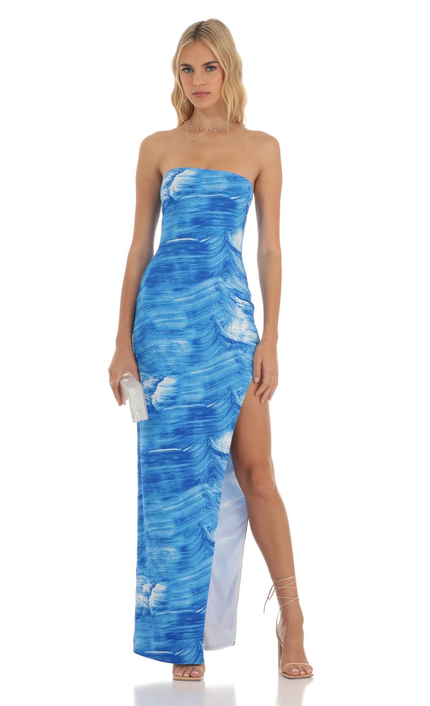Picture Birch Strapless Maxi Dress in Blue Swirl. Source: https://media.lucyinthesky.com/data/Jun23/850xAUTO/c4e1abd7-2cce-4f80-bb3a-013758c3e035.jpg