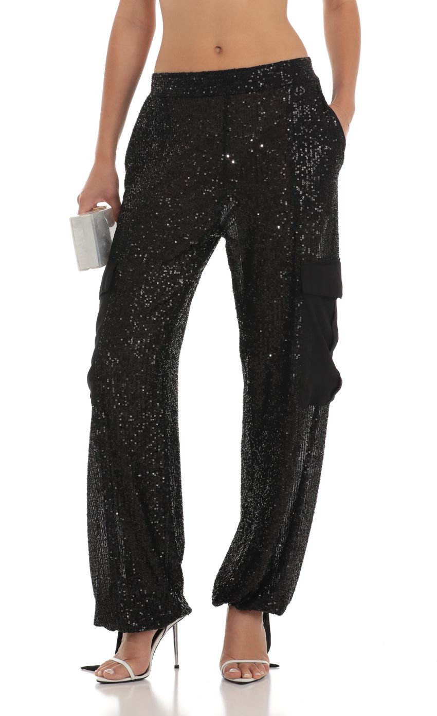 Picture Idina Sequin Two Piece Set in Black. Source: https://media.lucyinthesky.com/data/Jun23/850xAUTO/e8d1d967-97c6-4776-adb4-70a8759c24a6.jpg
