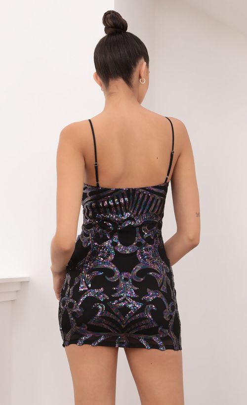 Iridescent Sequin Bodycon Dress in Black