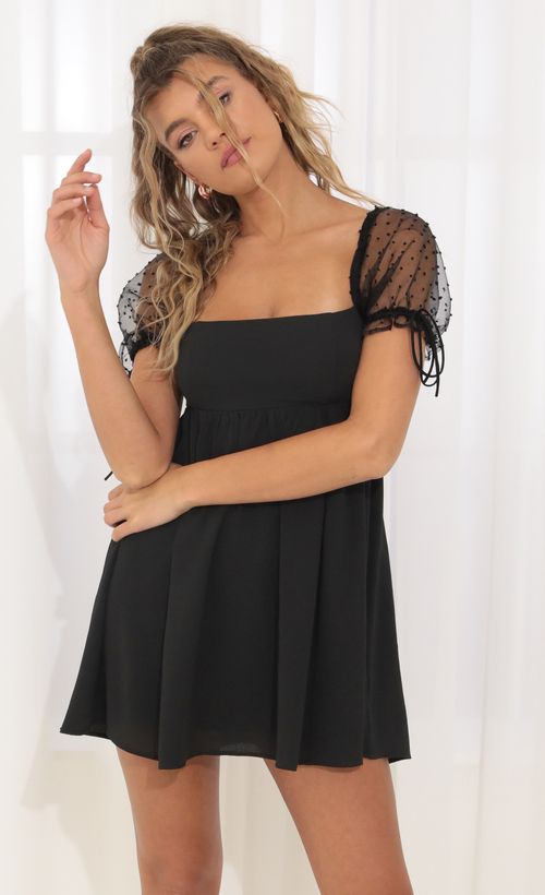 Picture Emerson Baby Doll Dress in Black. Source: https://media.lucyinthesky.com/data/Mar22_1/500xAUTO/1V9A0316.JPG