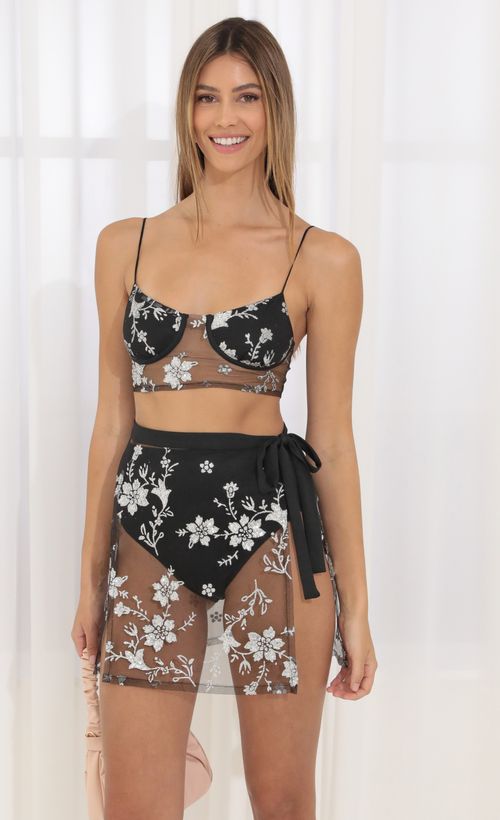 Picture Party Girl Glitter Mesh Set in Black. Source: https://media.lucyinthesky.com/data/Mar22_1/500xAUTO/1V9A3540.JPG