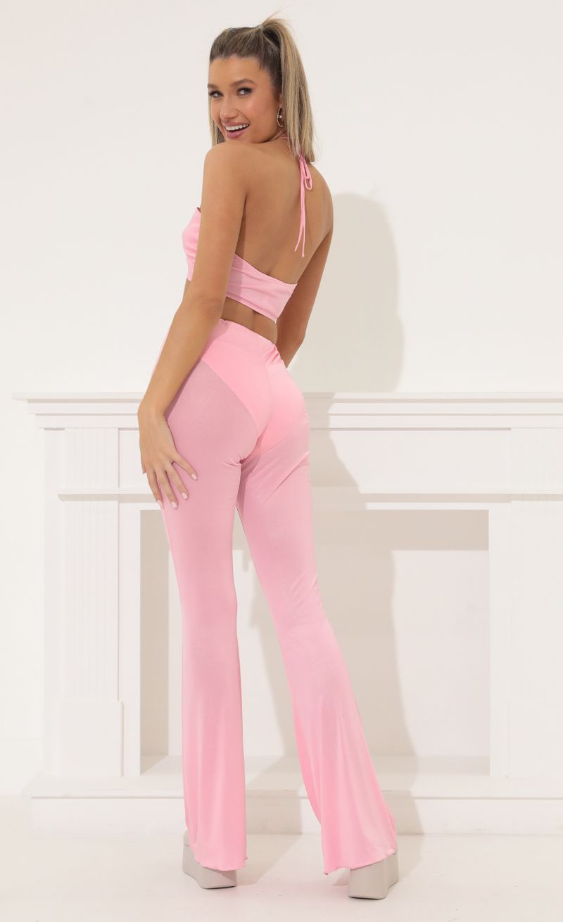Picture Journee Three Piece Set in Pink. Source: https://media.lucyinthesky.com/data/Mar22_1/800xAUTO/1V9A1951.JPG