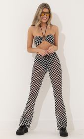Picture thumb Journee Three Piece Set in Checkered. Source: https://media.lucyinthesky.com/data/Mar22_2/170xAUTO/1V9A7417_21.JPG