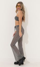 Picture thumb Journee Three Piece Set in Checkered. Source: https://media.lucyinthesky.com/data/Mar22_2/170xAUTO/1V9A7446.JPG