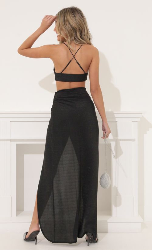 Picture Lori Two Piece Set in Black. Source: https://media.lucyinthesky.com/data/Mar22_2/500xAUTO/1V9A0942.JPG