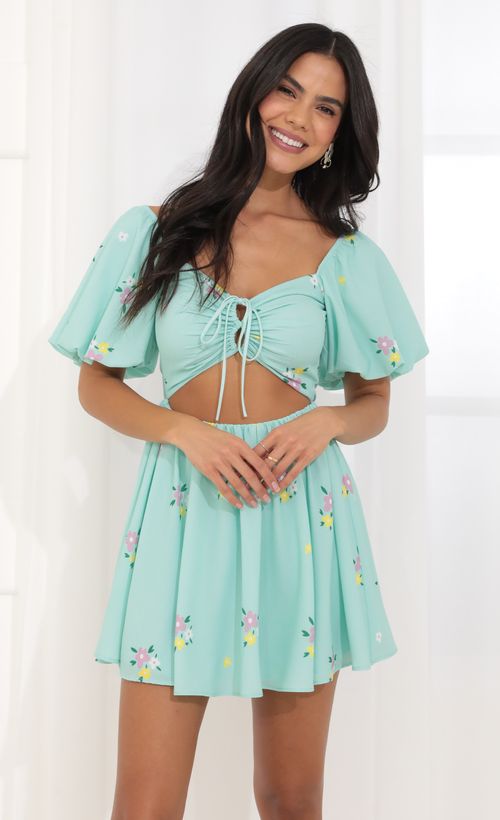 Picture Jess Tummy Cutout Dress in Turquoise. Source: https://media.lucyinthesky.com/data/Mar22_2/500xAUTO/1V9A2333.JPG