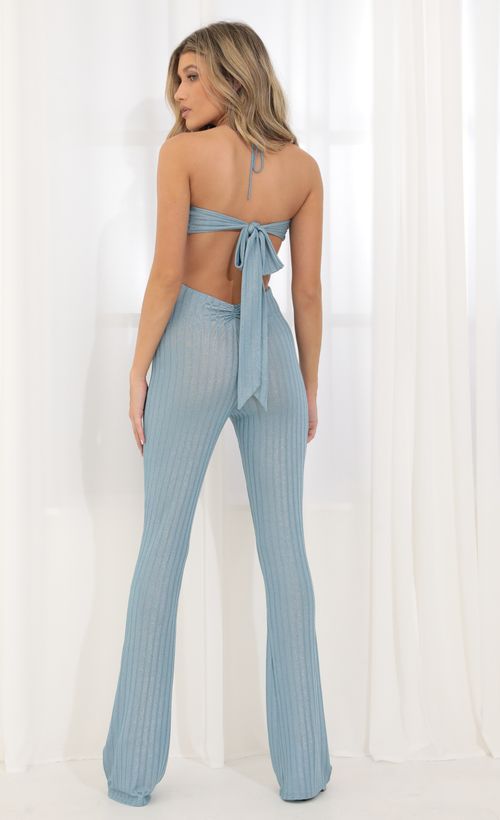 Picture Lillie Jumpsuit in Blue. Source: https://media.lucyinthesky.com/data/Mar22_2/500xAUTO/1V9A3923.JPG