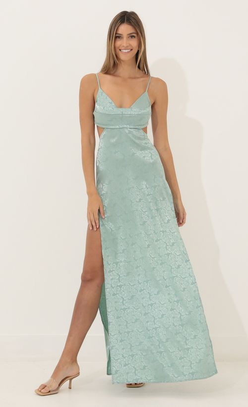 Picture Krista Floral Maxi in Green. Source: https://media.lucyinthesky.com/data/Mar22_2/500xAUTO/1V9A5084.JPG