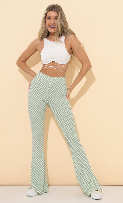 Picture Oaklynn Pant in Checkered Green Multi. Source: https://media.lucyinthesky.com/data/Mar22_2/500xAUTO/1V9A7397.JPG