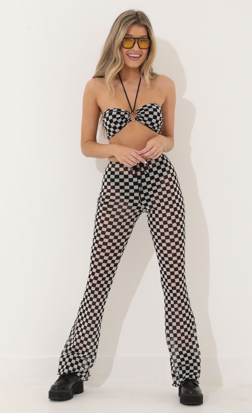 Picture Journee Three Piece Set in Checkered. Source: https://media.lucyinthesky.com/data/Mar22_2/500xAUTO/1V9A7417_21.JPG