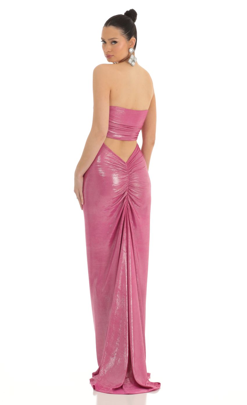 Picture Jisoo Metallic Corset Maxi Dress in Pink. Source: https://media.lucyinthesky.com/data/Mar23/850xAUTO/7c0d310a-11e8-464d-b966-fdb08e5148cc.jpg