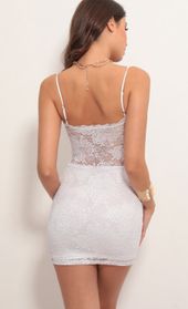 Picture thumb Bahama Lace Edge Dress in White. Source: https://media.lucyinthesky.com/data/May19_1/170xAUTO/781A7640.JPG