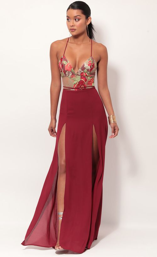 Loveable Lace Maxi Dress in Red Roses