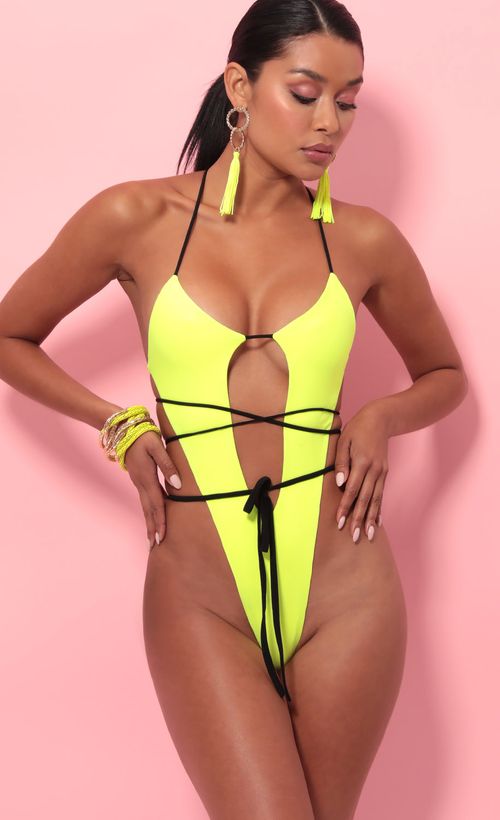 Picture Miami Edge Swimsuit in Neon Yellow. Source: https://media.lucyinthesky.com/data/May19_2/500xAUTO/781A0951.JPG