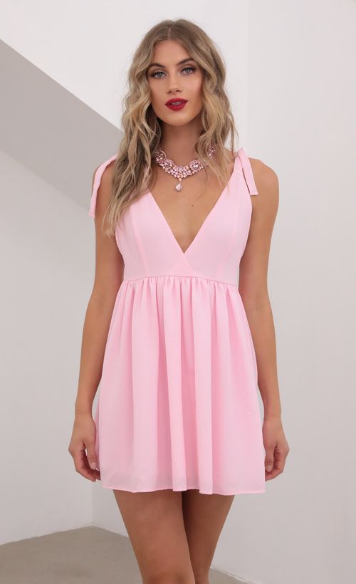 Picture Veronica Ties A-line Dress in Light Pink. Source: https://media.lucyinthesky.com/data/May20_2/500xAUTO/781A0248.JPG