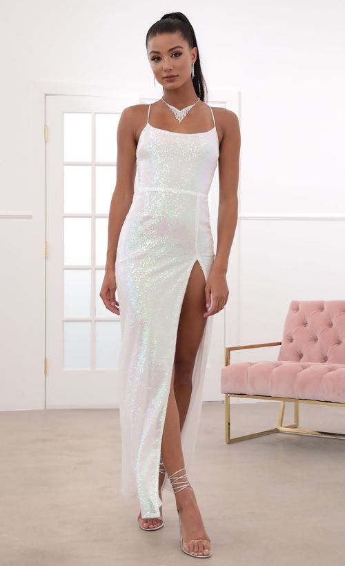 Picture Gala Sequin Luxe Maxi in Iridescent white. Source: https://media.lucyinthesky.com/data/May20_2/500xAUTO/781A0970.JPG