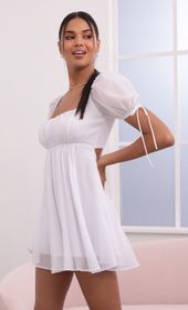 Picture thumb Leilani Crinkle Chiffon Baby Doll Dress in White. Source: https://media.lucyinthesky.com/data/May21_2/170xAUTO/1V9A3927.JPG
